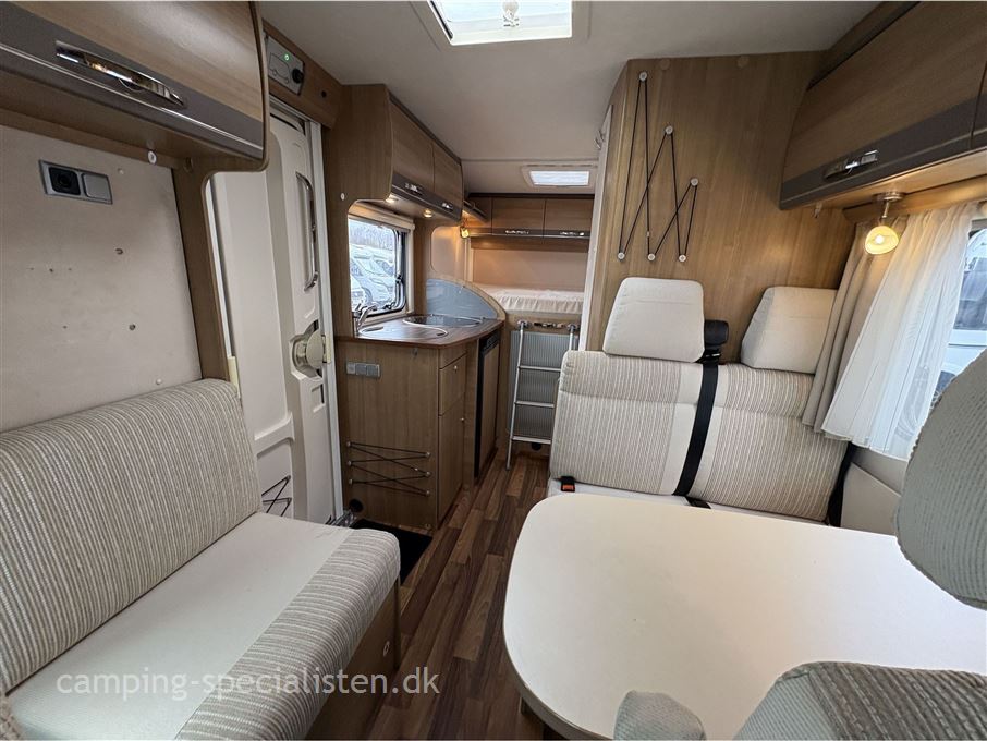 Hymer Van 512
